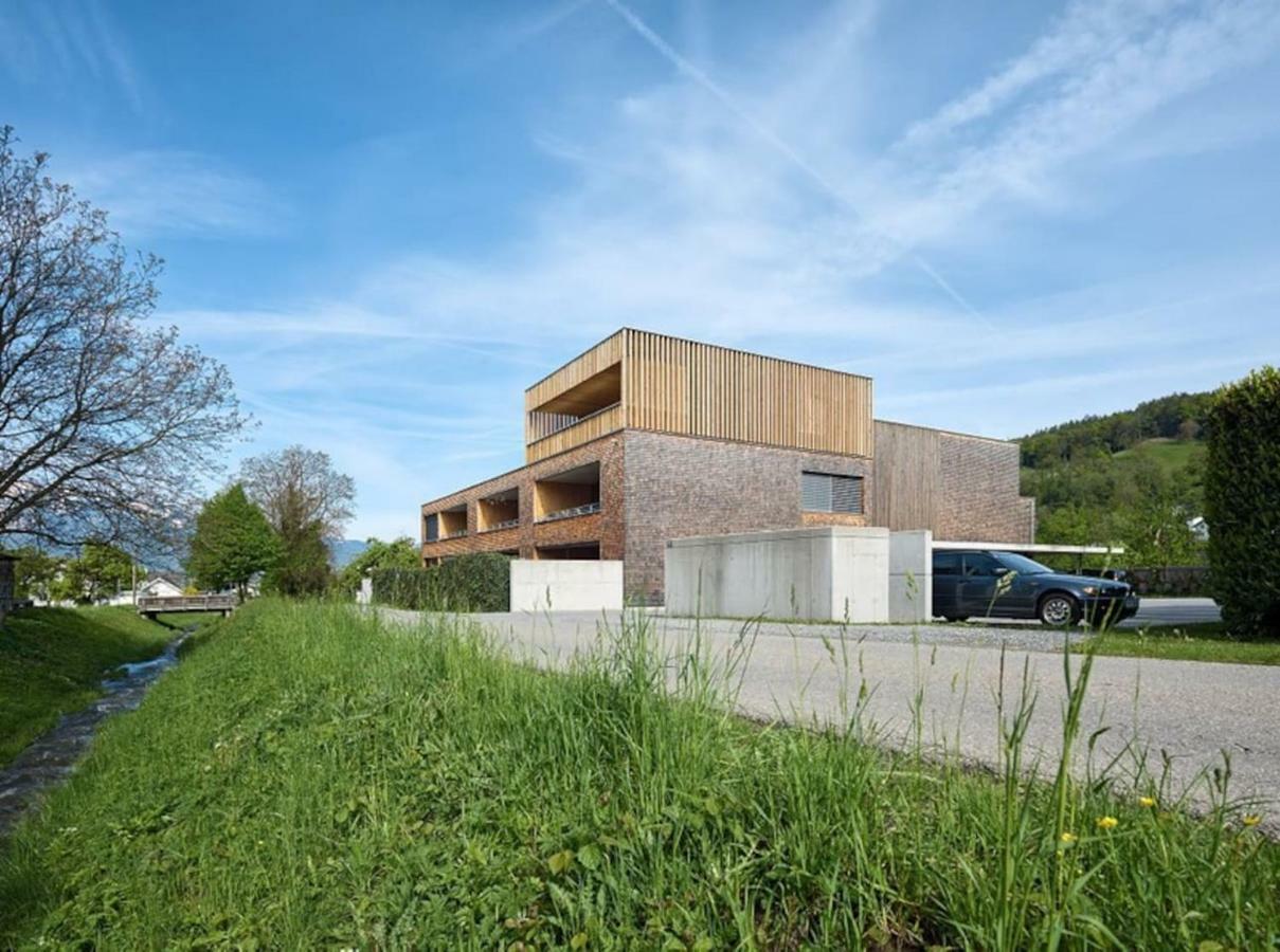 Gartenwohnung In Praemierter Wohnanlage Klaus  Exteriér fotografie